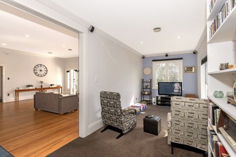 Photo of property in 11 Haronga Road, Inner Kaiti, Gisborne, 4010