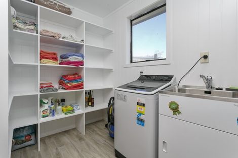 Photo of property in 9 Gladstone Grove, Richmond Heights, Taupo, 3330