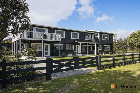 Photo of property in 287 Seaforth Road, Waihi Beach, 3611