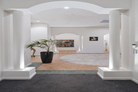 Photo of property in 9 Burgundy Park Avenue, Henderson, Auckland, 0612