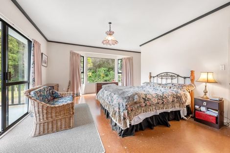 Photo of property in 117 Sweetacres Drive, Belmont, Lower Hutt, 5010