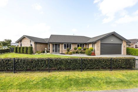 Photo of property in 18 Moonlight Drive, Rototuna North, Hamilton, 3210