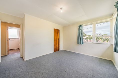 Photo of property in 2 Mary Crescent, Elderslea, Upper Hutt, 5018