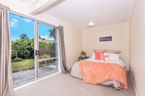 Photo of property in 43 Carluke Street, Paparangi, Wellington, 6037