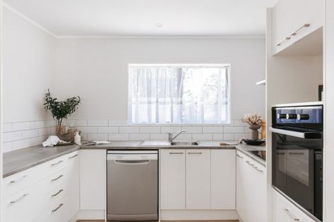 Photo of property in 2 Novelle Grove, Papamoa Beach, Papamoa, 3118