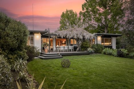 Photo of property in 22 Aotea Crescent, Havelock North, 4130