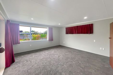 Photo of property in 15 College Street, Awapuni, Palmerston North, 4412
