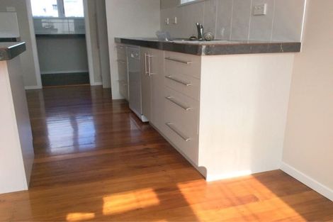 Photo of property in 2/935 Cameron Road, Gate Pa, Tauranga, 3112