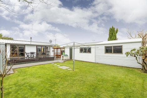Photo of property in 41 Pencarrow Street, Highbury, Palmerston North, 4412