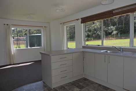 Photo of property in 502 Thames Coast Road, Te Puru, Thames, 3575
