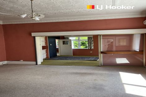 Photo of property in 74 Hargest Crescent, Saint Clair, Dunedin, 9012