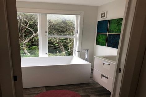 Photo of property in 24 Ngaumatau Road, Point Howard, Lower Hutt, 5013