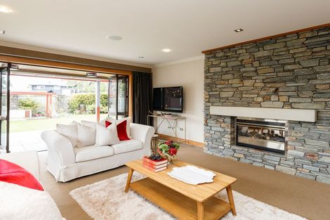 Photo of property in Willfox, 54 Ihaka Street, Hokowhitu, Palmerston North, 4410