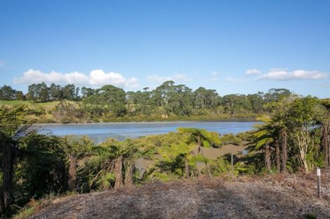 Photo of property in 35 Elliot Street, Riverhead, 0820