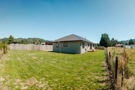 Photo of property in 5 Wicken Place, Reefton, 7830