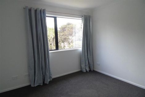 Photo of property in 341 Glenvar Road, Long Bay, Auckland, 0630