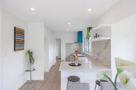 Photo of property in 1/11 Corunna Road, Milford, Auckland, 0620