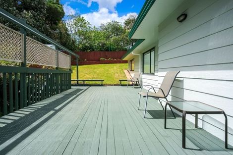 Photo of property in 2/19 Sapphire Place, Bayview, Auckland, 0629
