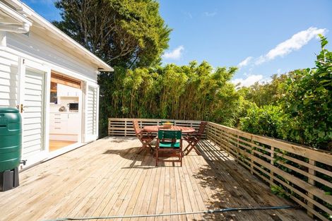 Photo of property in 50 Nottingham Street, Karori, Wellington, 6012