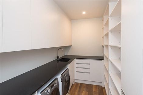 Photo of property in 2/3 Taylors Avenue, Bryndwr, Christchurch, 8052