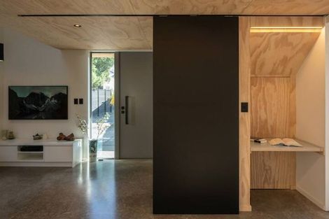 Photo of property in 14 High Street, Petone, Lower Hutt, 5012