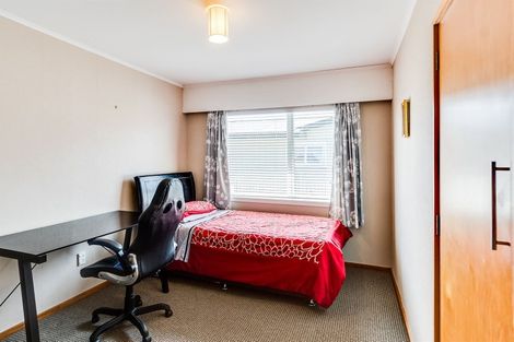 Photo of property in 90 Bill Hercock Street, Pirimai, Napier, 4112