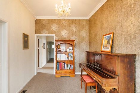 Photo of property in 9 Rosalie Terrace, Kelvin Grove, Palmerston North, 4414