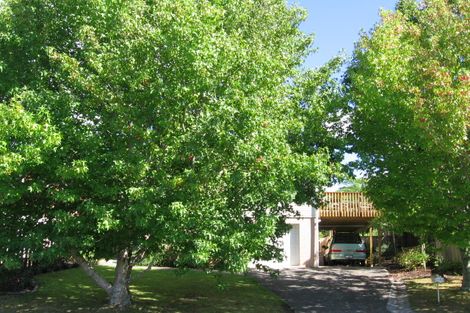 Photo of property in 58 Compton Street, Hillcrest, Auckland, 0627