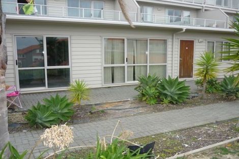 Photo of property in Santa Rosa, 3/340 Gulf Harbour Drive, Gulf Harbour, Whangaparaoa, 0930