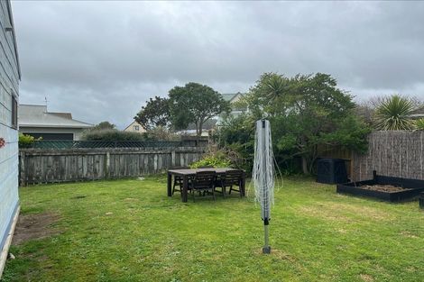 Photo of property in 20 Norfolk Crescent, Otaki Beach, Otaki, 5512