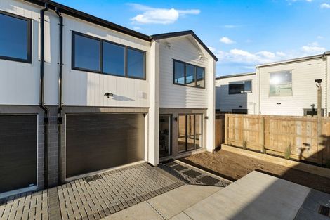 Photo of property in 35c Royton Avenue, Mangere East, Auckland, 2024