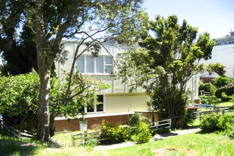 Photo of property in 135 Onslow Road, Khandallah, Wellington, 6035