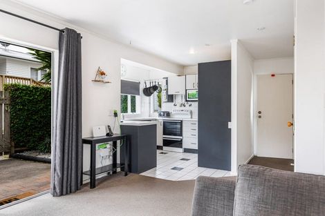 Photo of property in 1/41 Colwill Road, Massey, Auckland, 0614