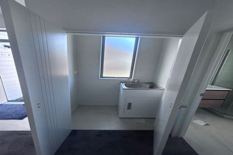 Photo of property in 61b Mcleod Road, Te Atatu South, Auckland, 0610