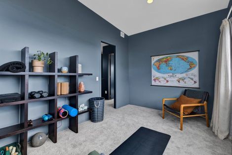 Photo of property in 12a Baring Terrace, Strandon, New Plymouth, 4312