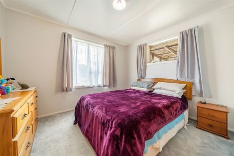 Photo of property in 63 Routley Crescent, Elderslea, Upper Hutt, 5018