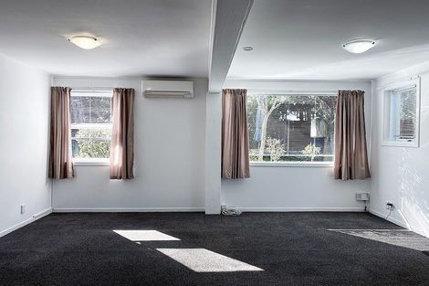 Photo of property in 2/82 Forrest Hill Road, Forrest Hill, Auckland, 0620