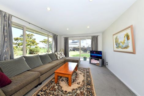 Photo of property in 3 Somerville Crescent, Aidanfield, Christchurch, 8025