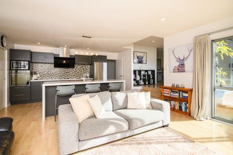 Photo of property in 14 Stonebridge Heights, Feilding, 4702