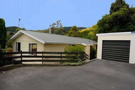 Photo of property in 3a Brazier Grove, Paraparaumu, 5032