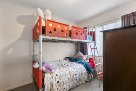 Photo of property in 98a Reynolds Street, Taita, Lower Hutt, 5011