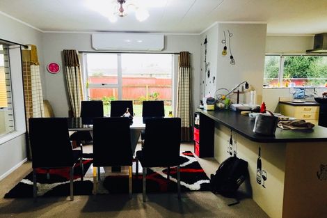 Photo of property in 43a Egmont Street, Hawera, 4610