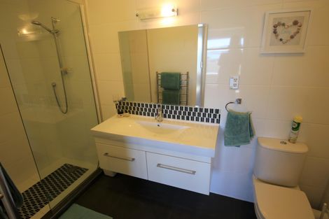 Photo of property in 4c Bedggood Close, Paihia, 0200