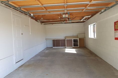 Photo of property in 65 Kurnell Drive, Botany Downs, Auckland, 2010