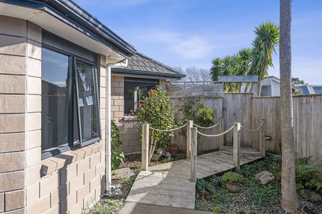 Photo of property in 18 Trusham Court, Paraparaumu, 5032