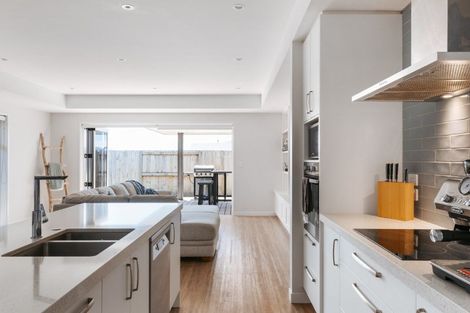 Photo of property in 19 Saddlers Way, Papamoa, 3118