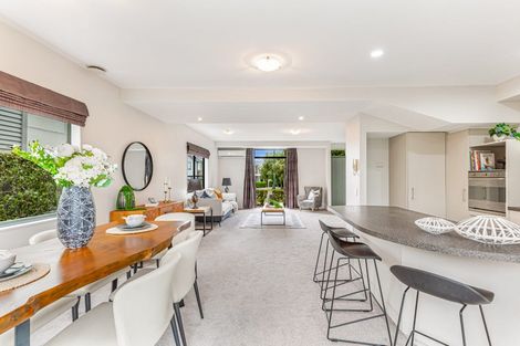 Photo of property in 72 Gunner Drive, Te Atatu Peninsula, Auckland, 0610