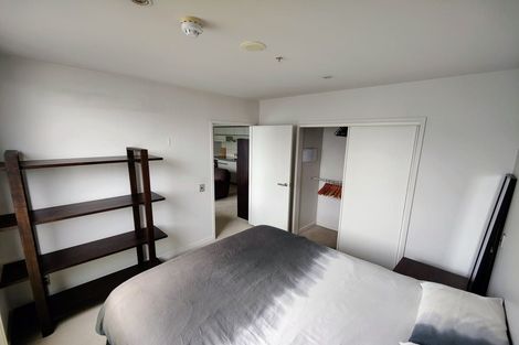 Photo of property in Halsey Apartments At Lighter Quay, 413/77 Halsey Street, Auckland Central, Auckland, 1010