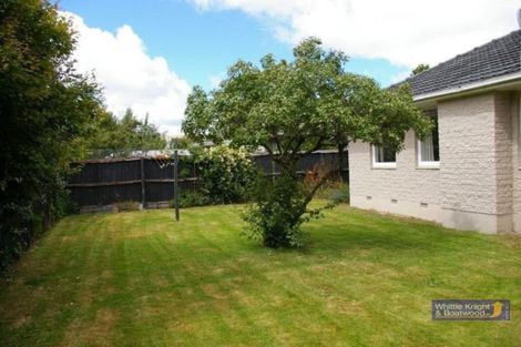 Photo of property in 2/14 Ashfield Place, Ilam, Christchurch, 8041