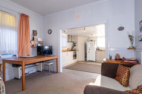 Photo of property in 152 High Street, Waimate, 7924